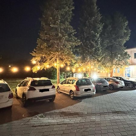 Hotel Istanbul Skopje Luaran gambar